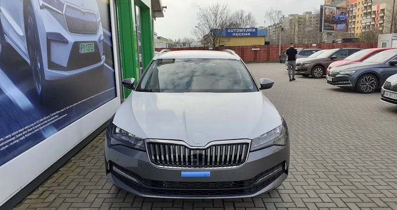 Skoda Superb cena 156350 przebieg: 1, rok produkcji 2024 z Wrocław małe 37